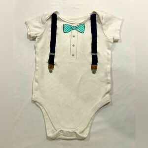 Kids/ babies onesie bow tie with suspender design